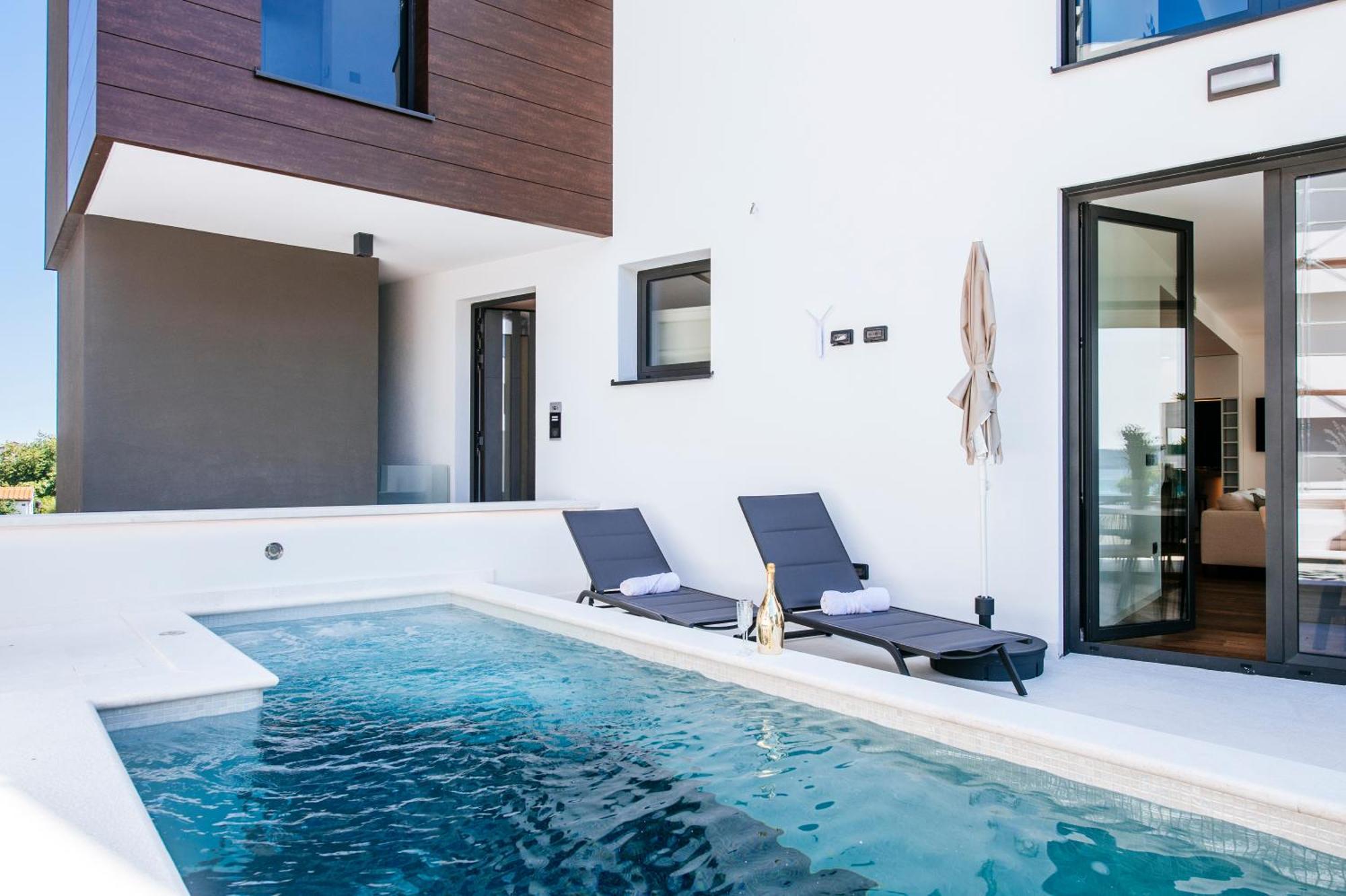 Sukošan Crystal Holiday Residence II מראה חיצוני תמונה